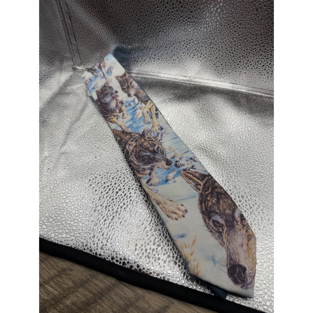 Vintage Ralph Marlin Wolf Tie Blaine Heilman Wolves Snow Wildlife Made USA